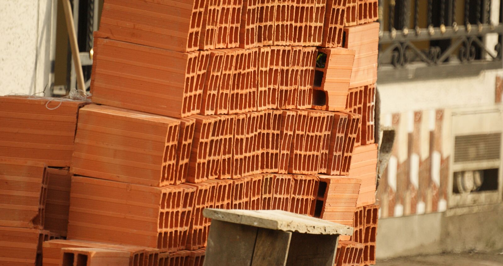 Sony Alpha DSLR-A390 sample photo. Image, bricks, construction photography