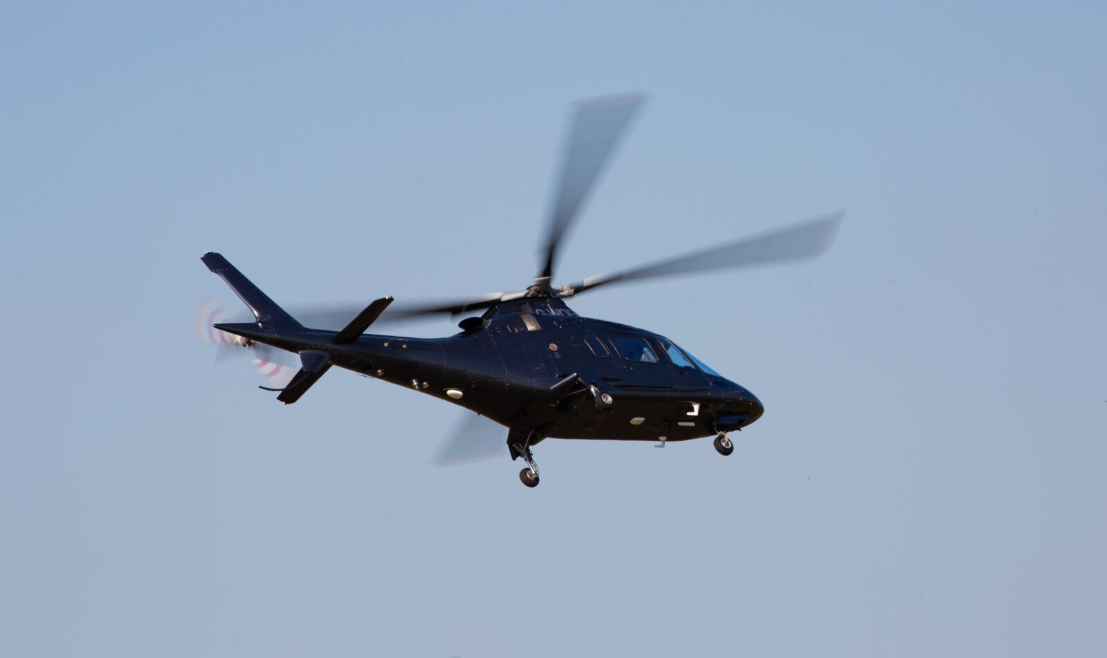 Canon EOS 5D Mark III sample photo. Helicopter taking off, take photography