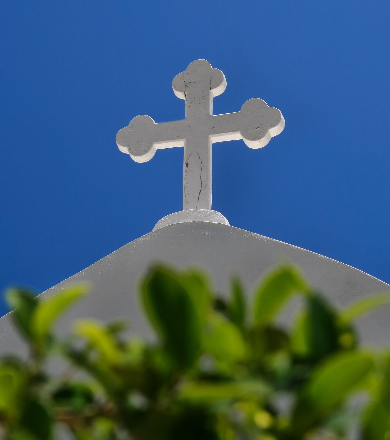 Canon EOS 400D (EOS Digital Rebel XTi / EOS Kiss Digital X) sample photo. Cross, religion, church photography