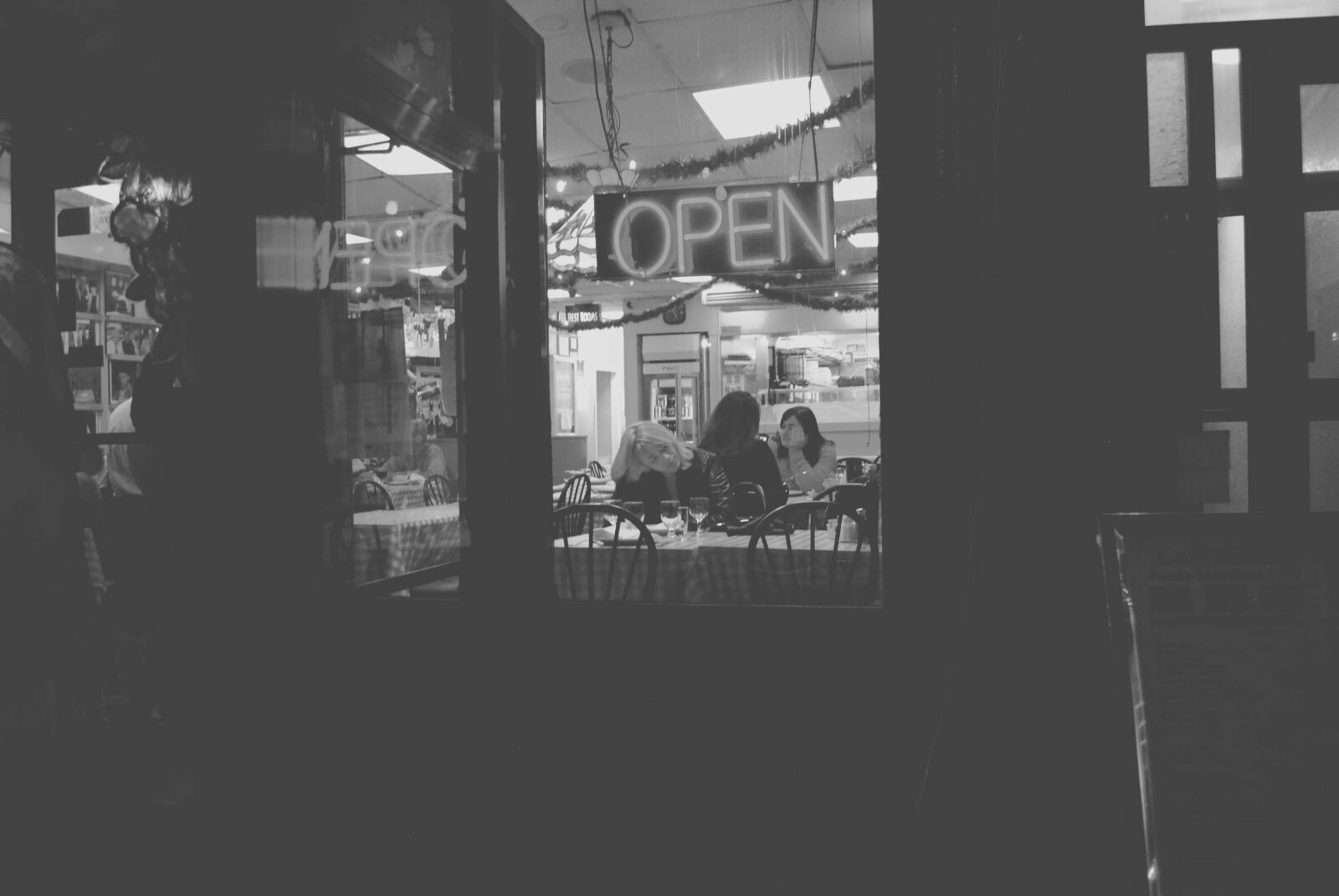 Nikon D60 sample photo. Cafe, restaurant, open photography