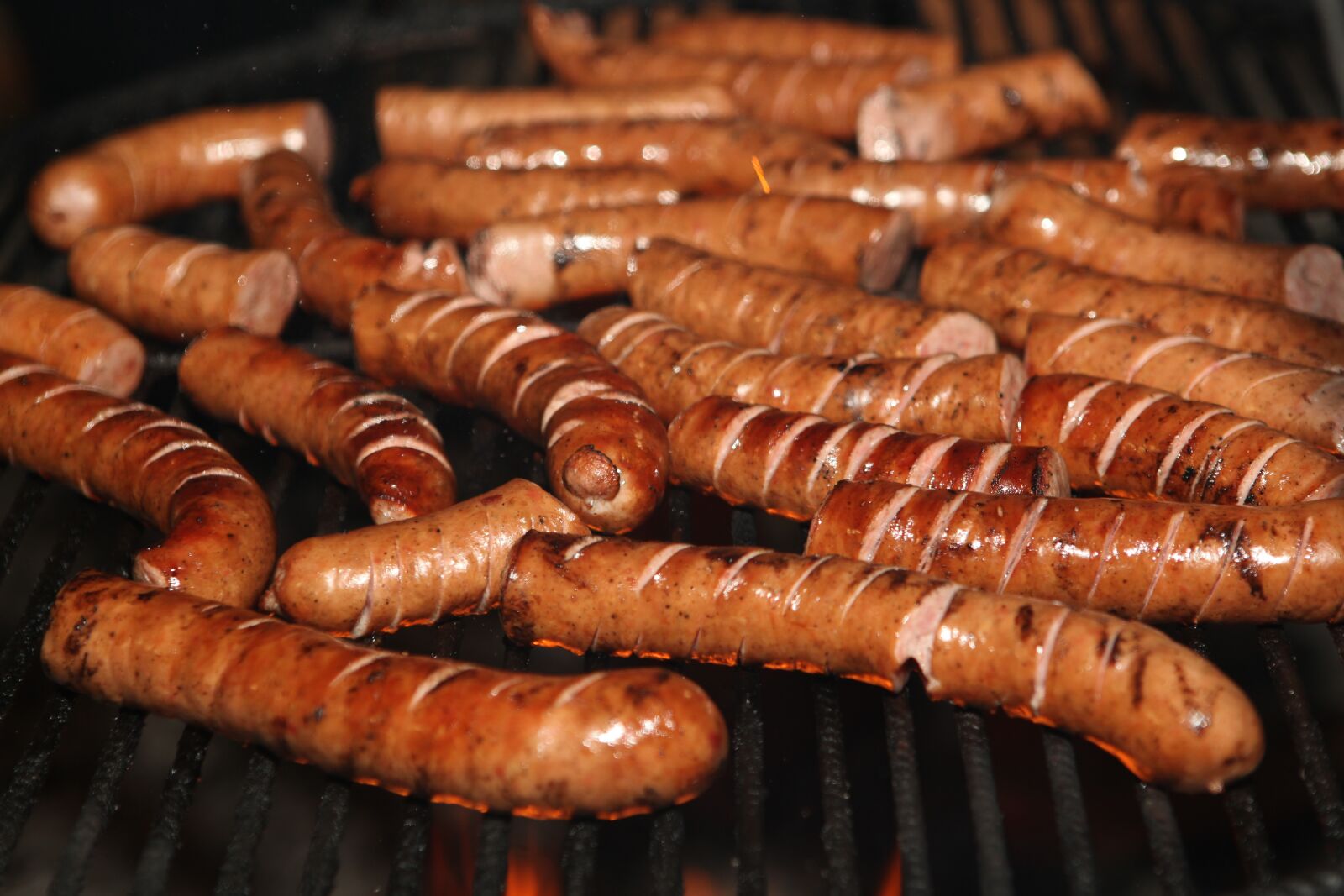 Canon EOS 5D Mark II sample photo. Sausage, grill, barbecue photography