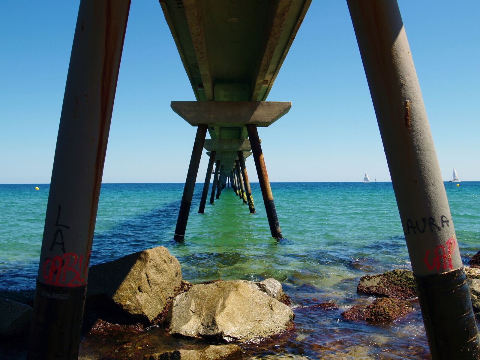 Olympus E-330 (EVOLT E-330) sample photo. Sea, bridge, water photography