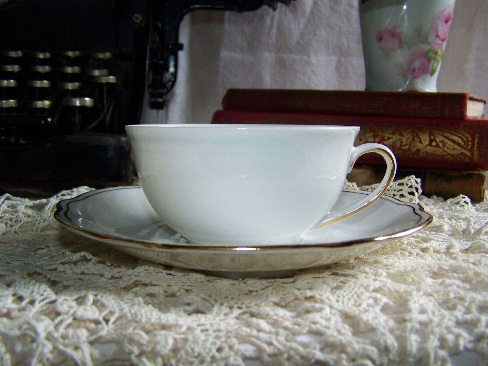 Kodak EASYSHARE ZD710 ZOOM DIGITAL CAMERA sample photo. Porcelain, white, lace photography