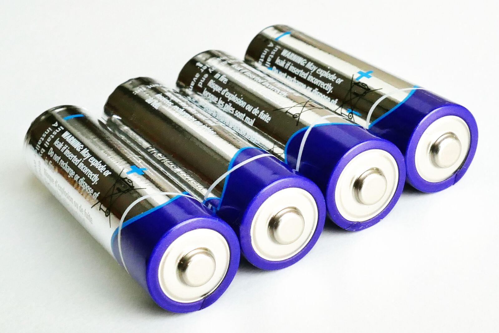 Panasonic Lumix DMC-FZ1000 sample photo. Aa, batteries, alkaline, batteries photography