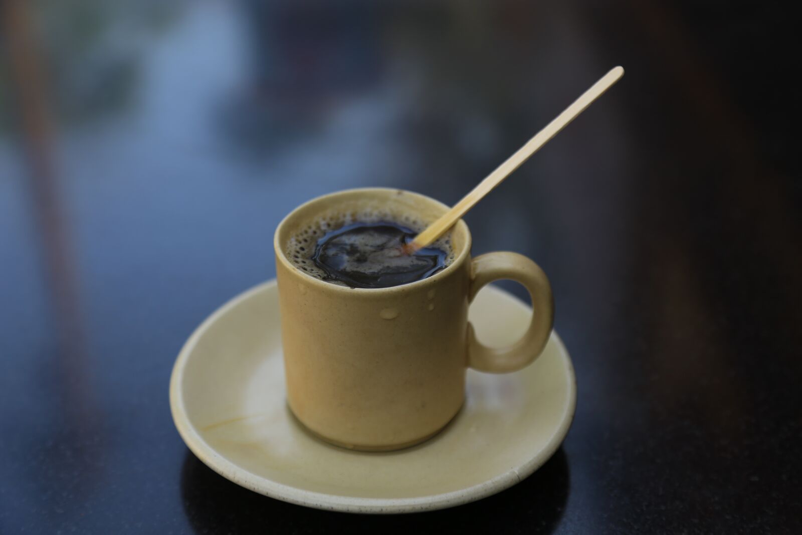 Canon EOS 6D + Canon EF 24-105mm F4L IS USM sample photo. Coffee, table, desk photography
