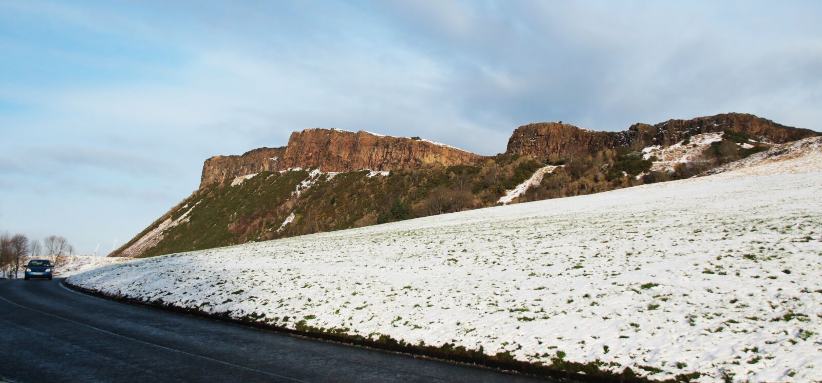 Canon EF-S 18-200mm F3.5-5.6 IS sample photo. Edinburgh, arthur's seat, snow photography
