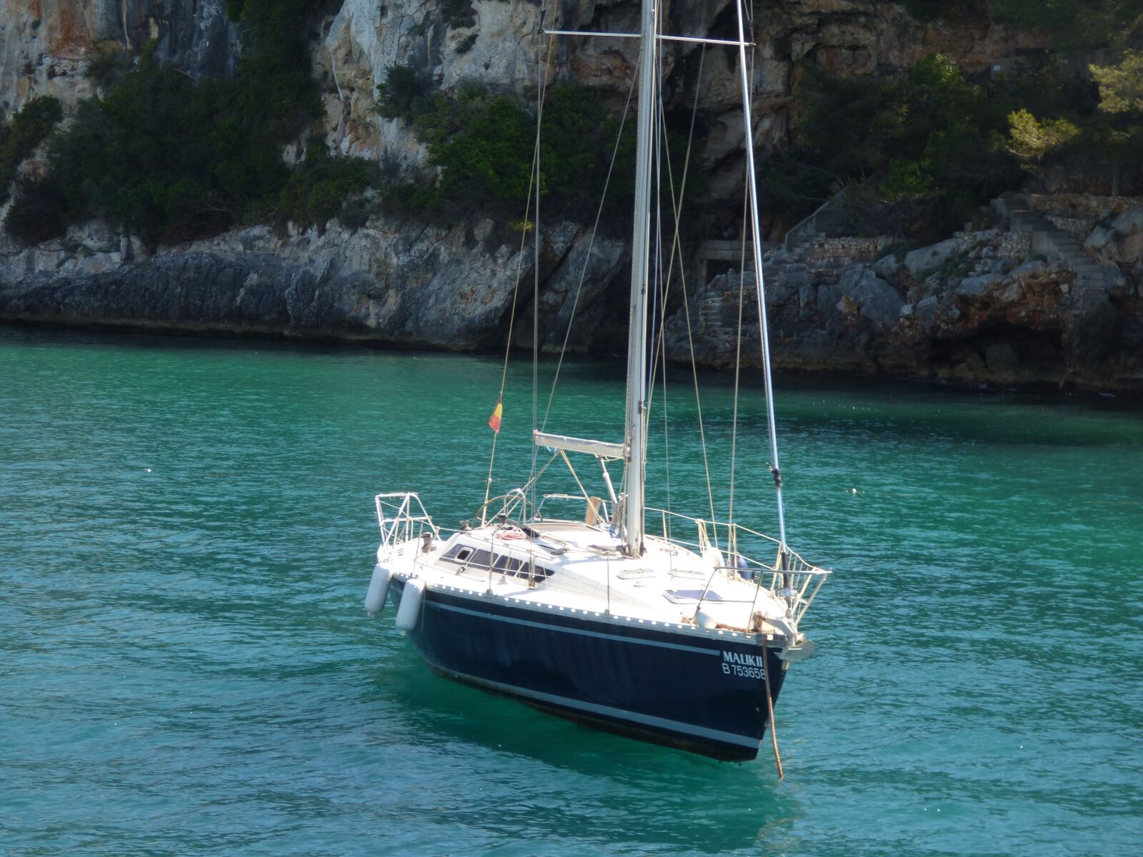 Panasonic DMC-FZ72 sample photo. Majorca, spain, boat photography