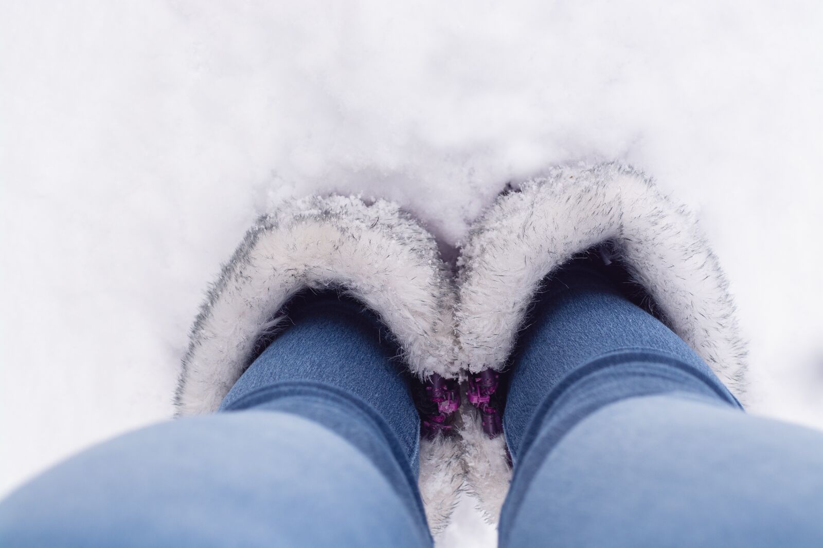 Nikon D7100 sample photo. Winter, snow, shoes photography