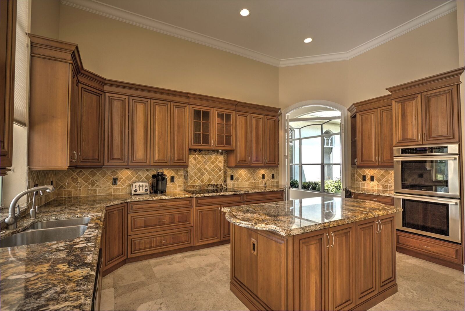 Canon EF-S 10-22mm F3.5-4.5 USM sample photo. Chefs kitchen, luxury home photography