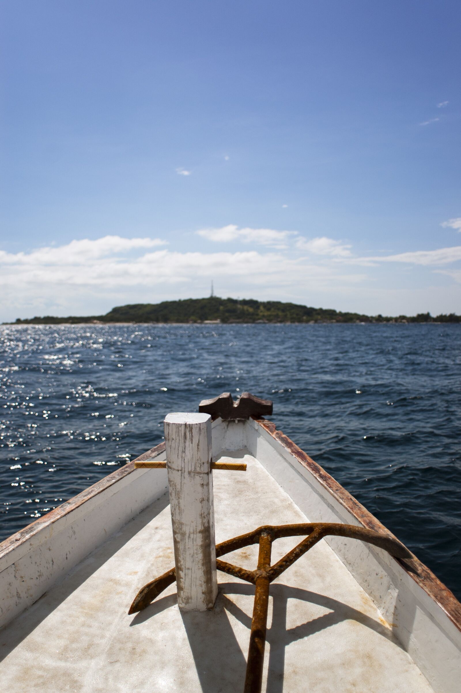 Nikon D70s sample photo. Boat, ocean, sea photography