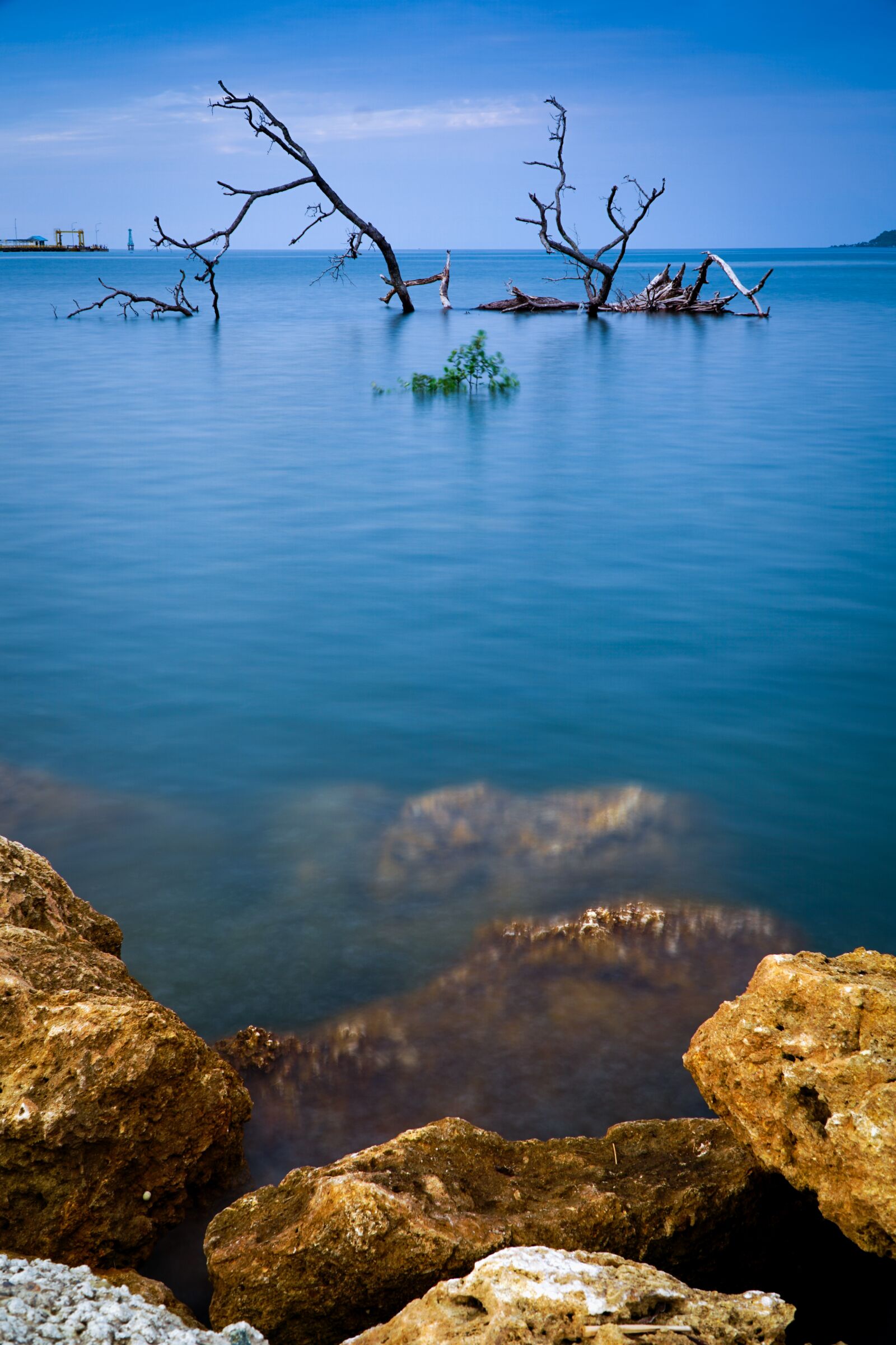 Sony a6000 + Sony E PZ 18-105mm F4 G OSS sample photo. Water, sea, landscape photography