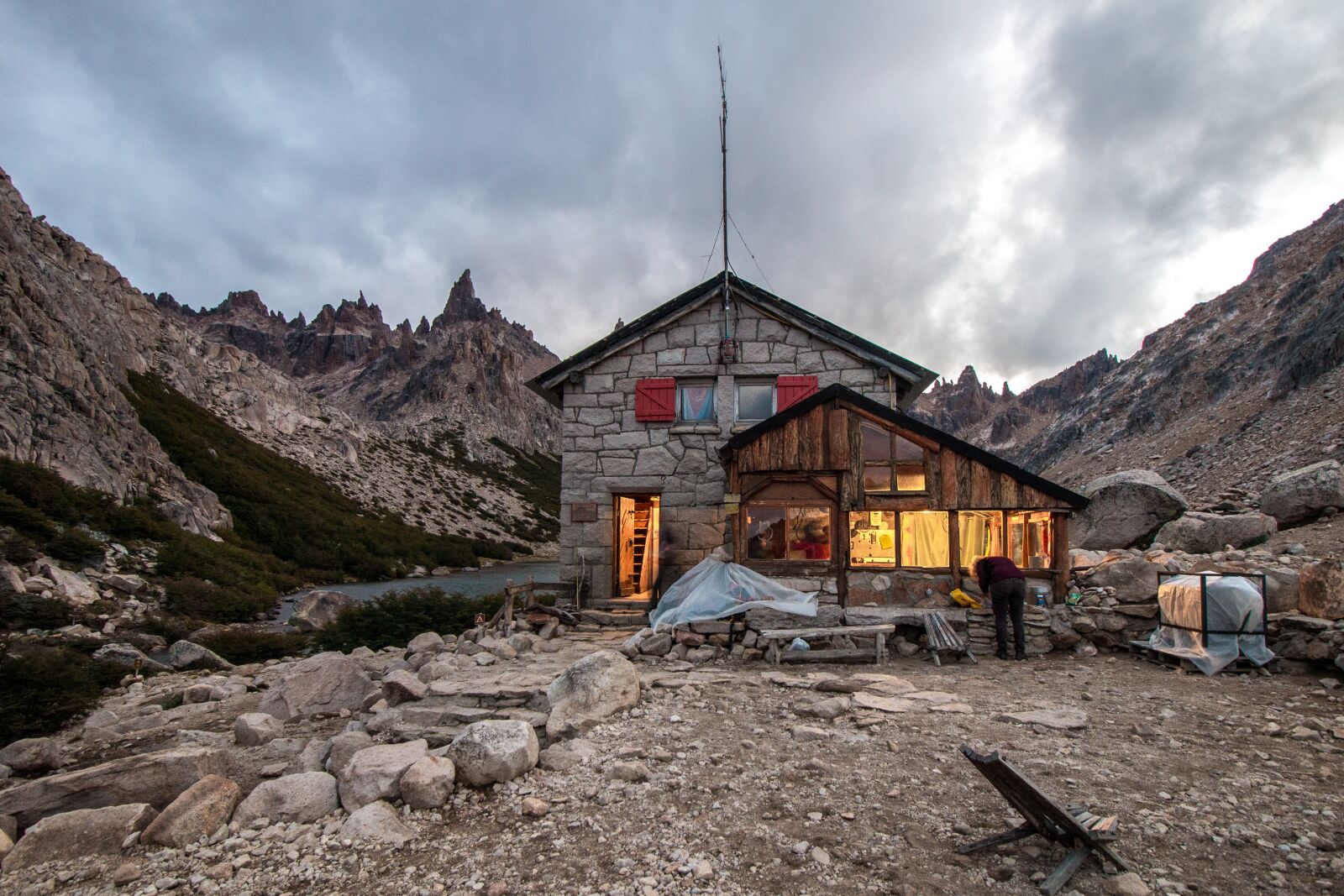 Canon EF-S 10-18mm F4.5–5.6 IS STM sample photo. Refugio frey, cerro catedral photography