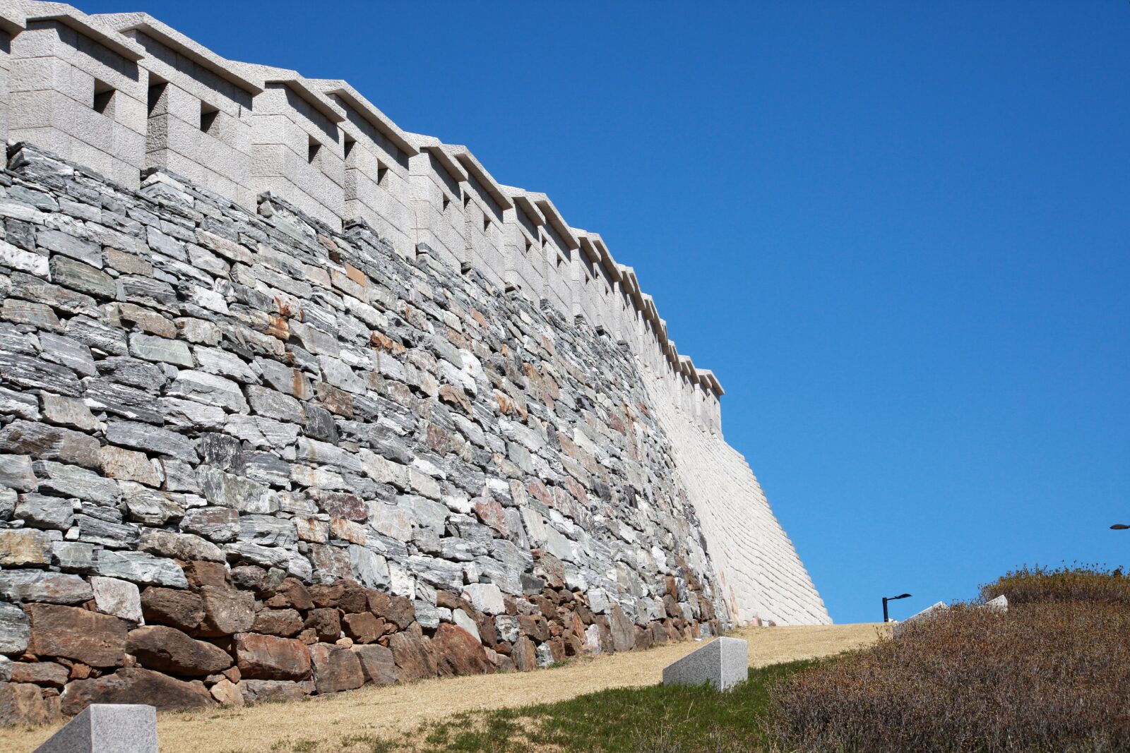 Canon EOS 5D Mark II sample photo. City walls, stone wall photography
