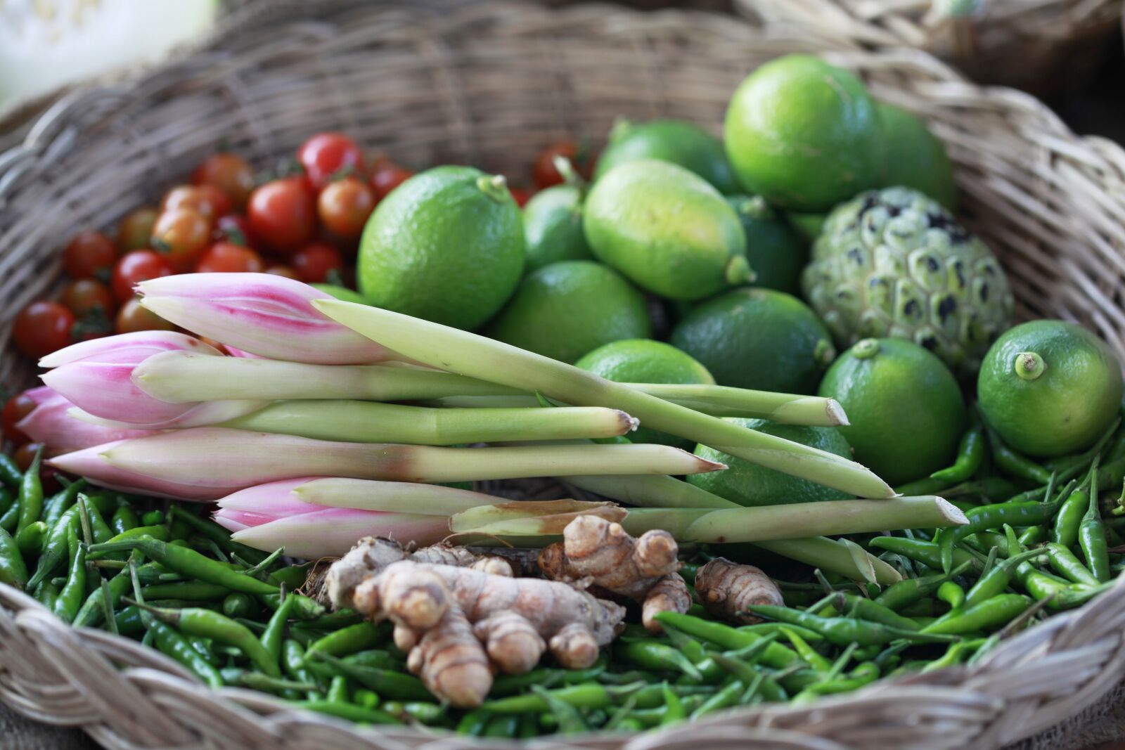 Canon EOS 5D Mark II sample photo. Vegetable, local, asian photography