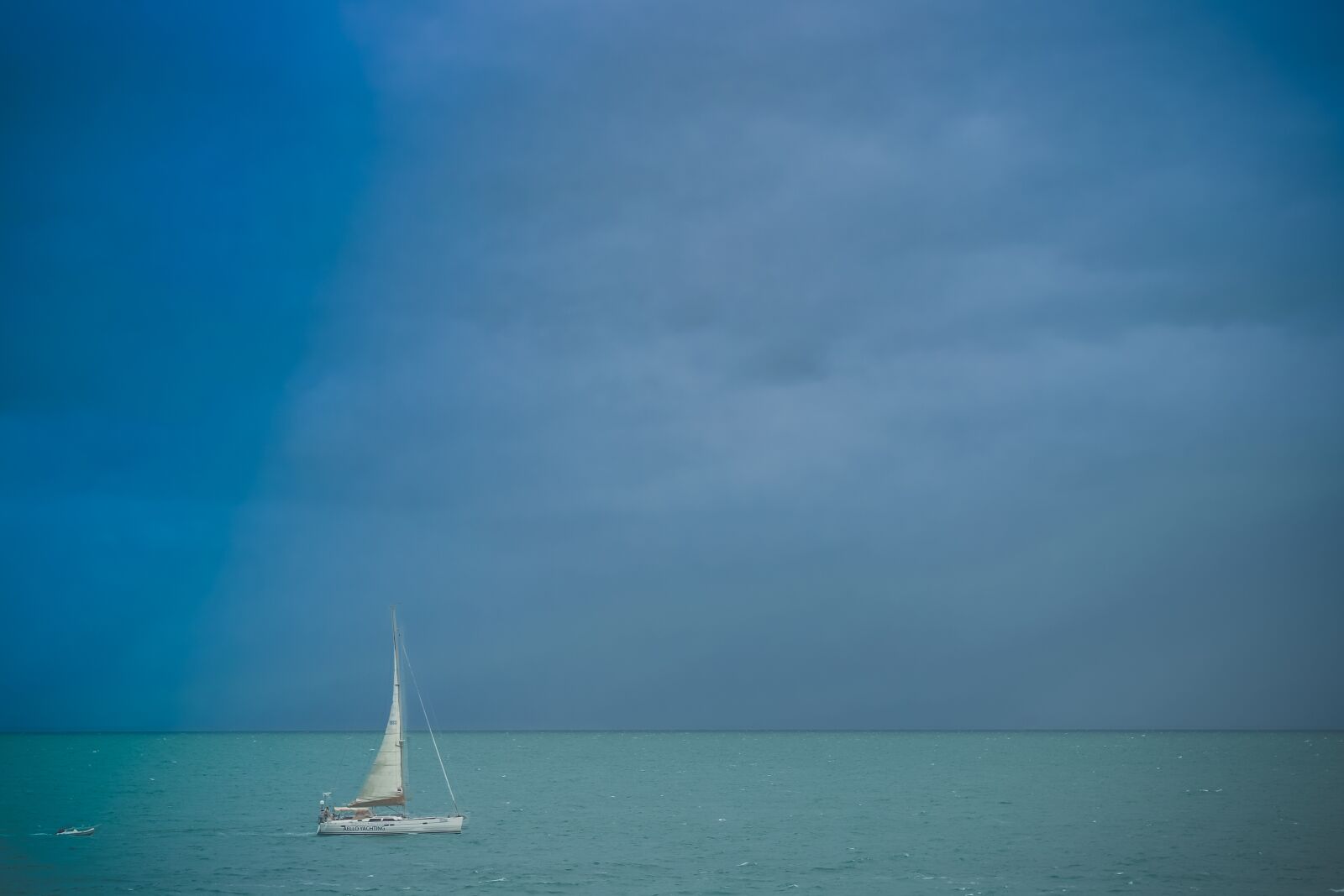 Canon EOS 6D Mark II sample photo. Turquoise, sky, yacht photography