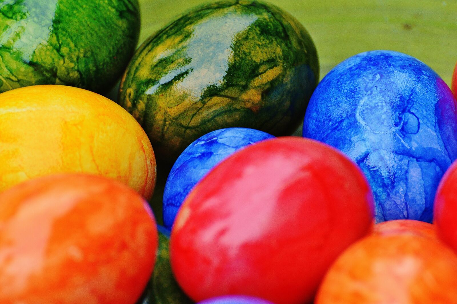 Nikon D3200 sample photo. Easter, easter eggs, colorful photography
