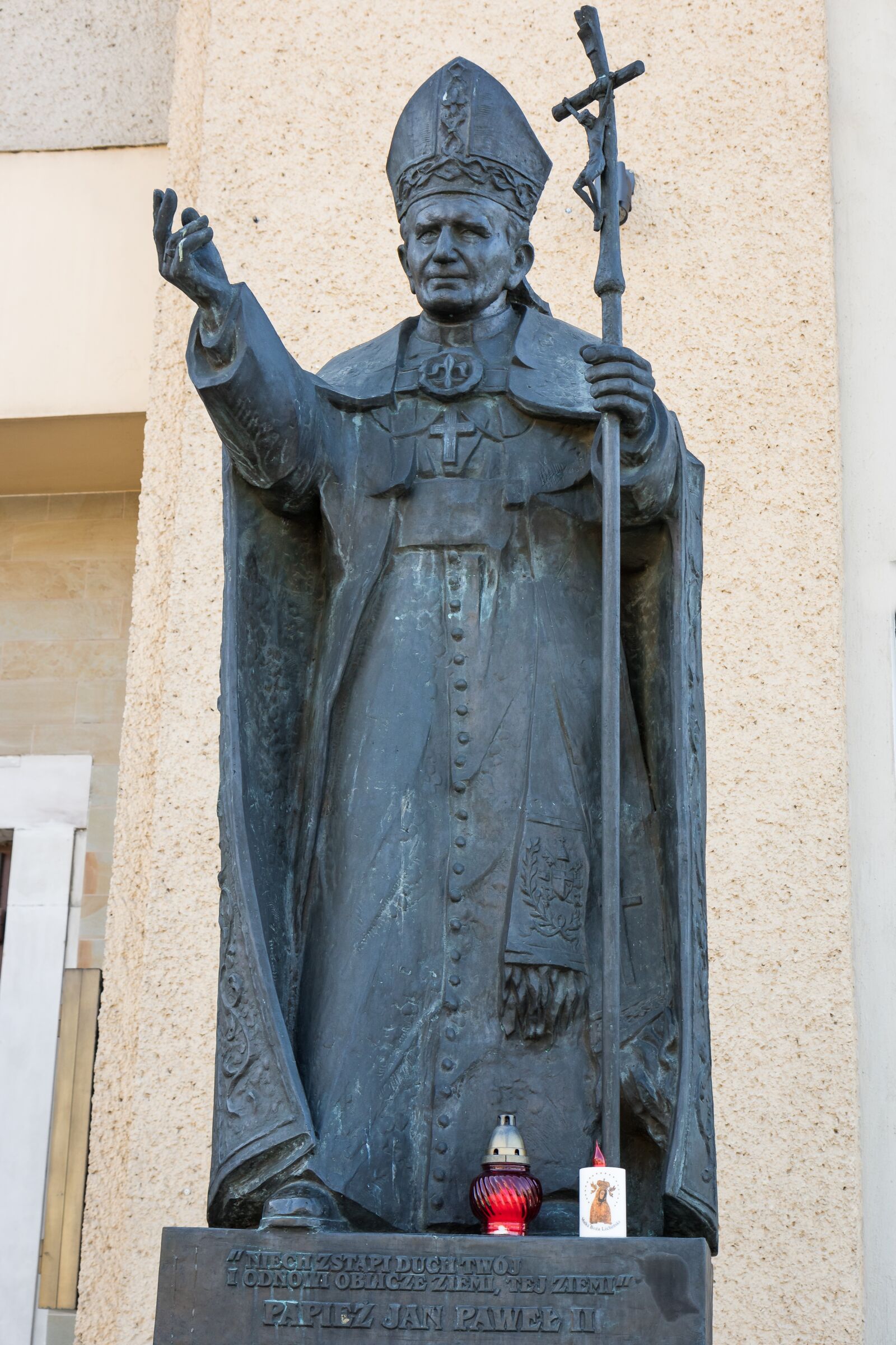 Canon EOS 7D Mark II sample photo. Pope john paul ii photography