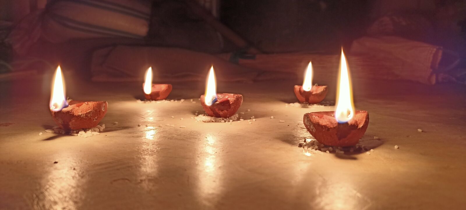 Realme RMX2001 sample photo. Diya, pot, diwali photography