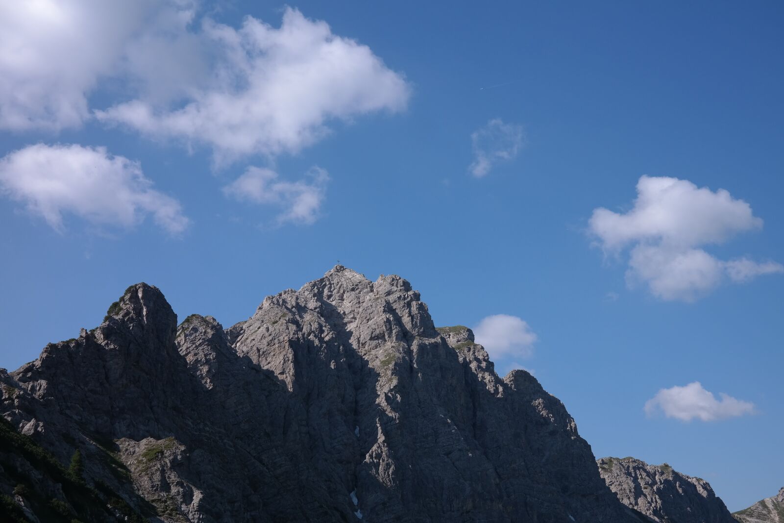 Samsung NX300 sample photo. Top of pools, mountain photography
