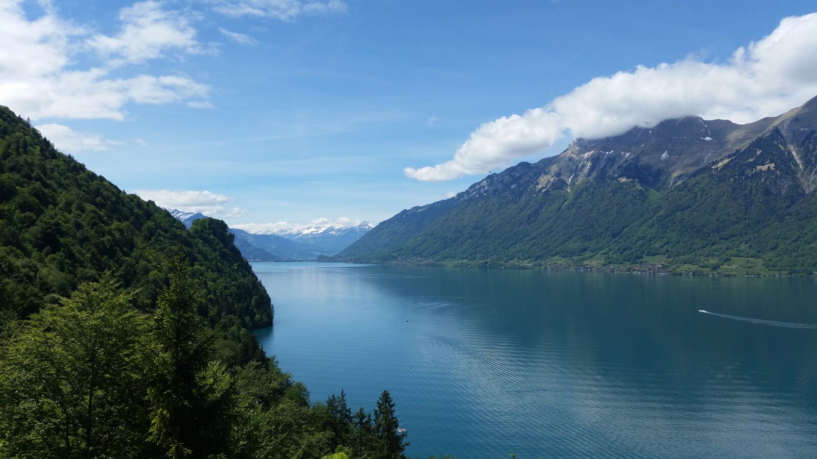 Samsung Galaxy S5 sample photo. Lake brienz, lake, alpine photography