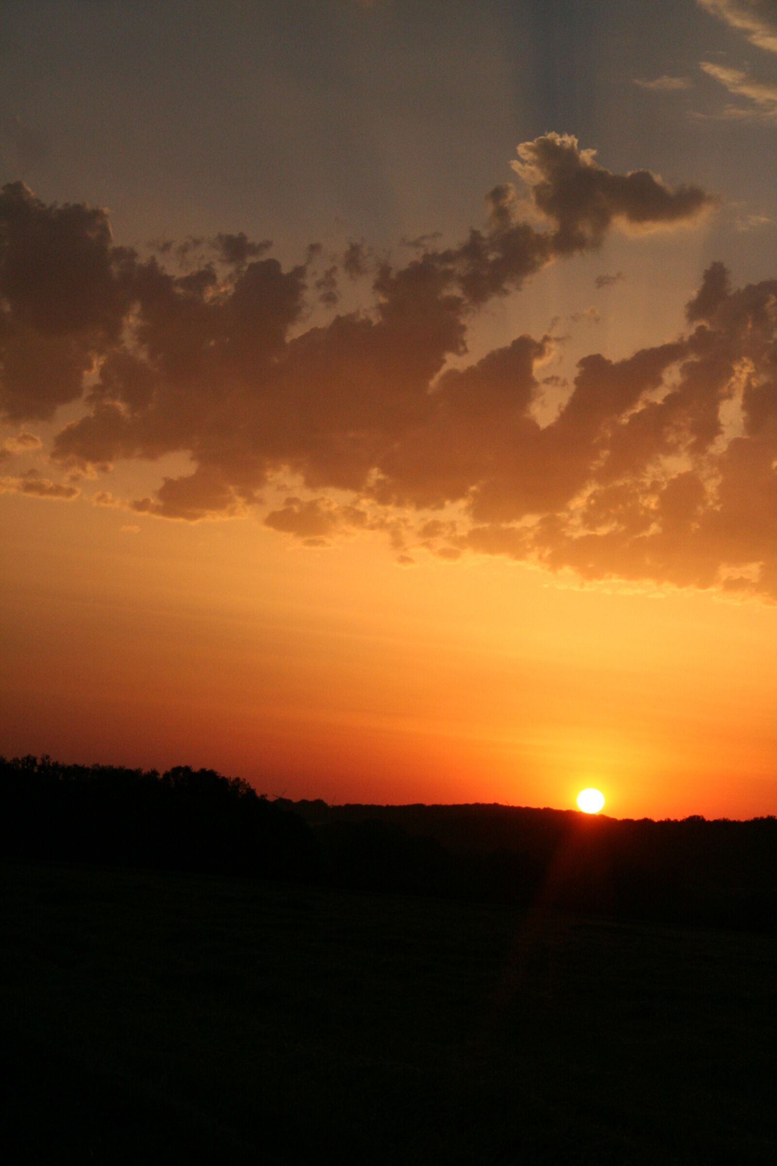 Canon EOS 350D (EOS Digital Rebel XT / EOS Kiss Digital N) sample photo. Afterglow, sun, summer photography