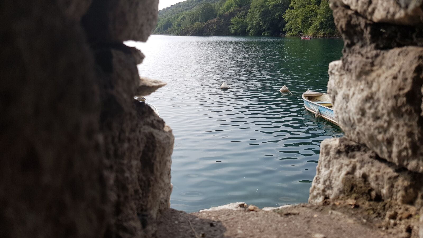 Samsung Galaxy S8 sample photo. Lake, glimpse, nature photography