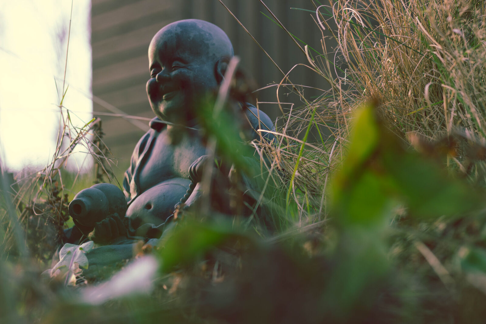 Canon EOS 600D (Rebel EOS T3i / EOS Kiss X5) sample photo. Bokeh, buddha, dusk, garden photography