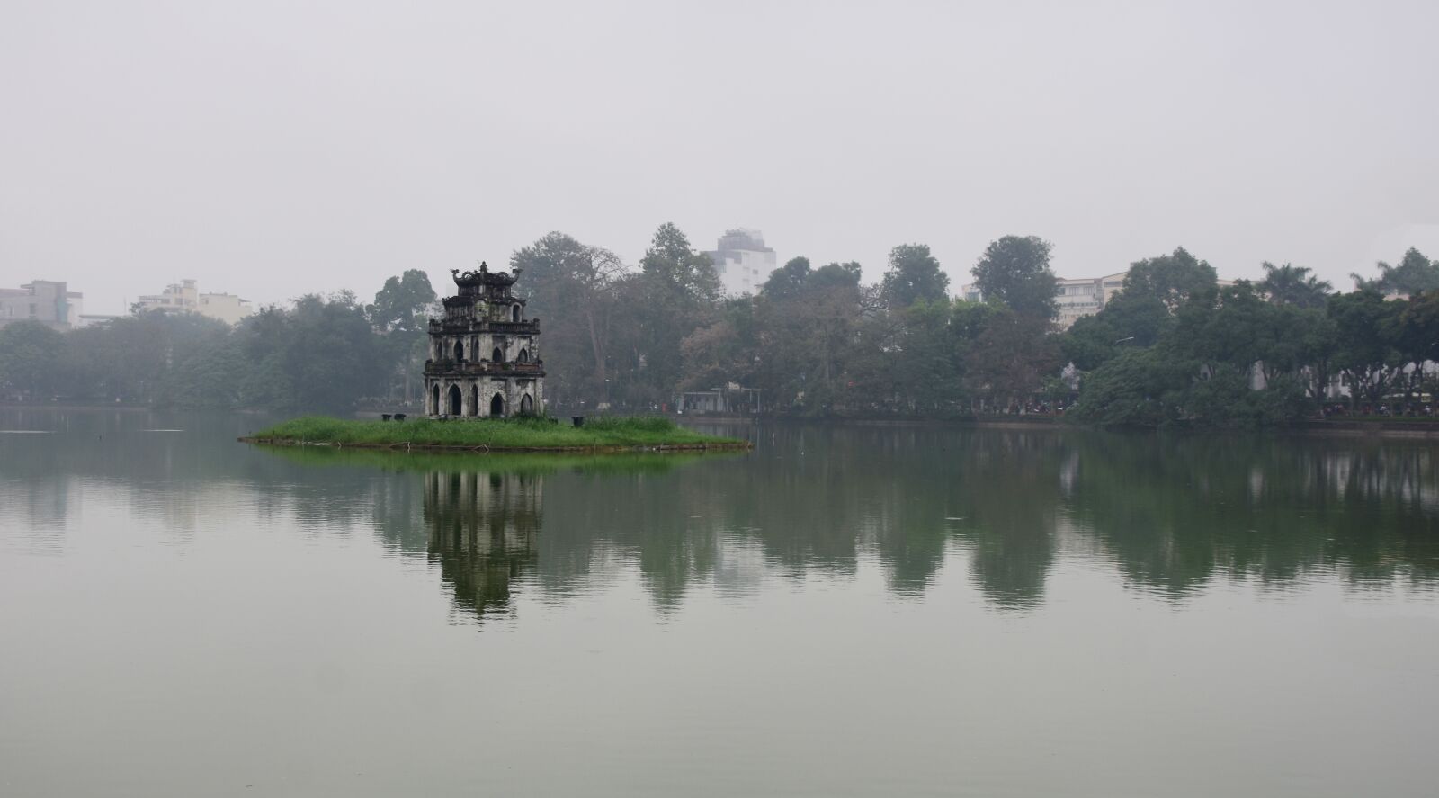 Nikon D7200 sample photo. Sword lake, misty, the photography