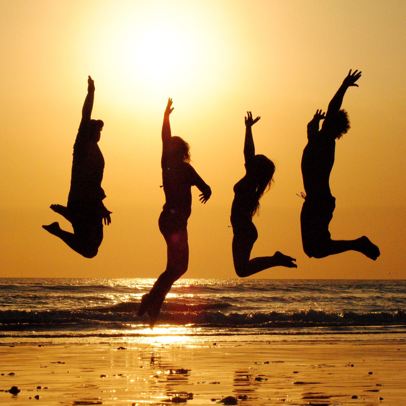 Nikon D3000 sample photo. Sunset, beach, group photography