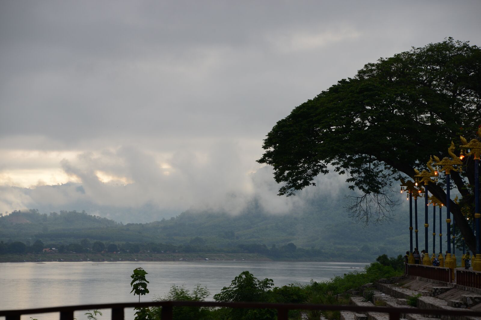 Nikon D800 sample photo. Loei, laos, mekong photography