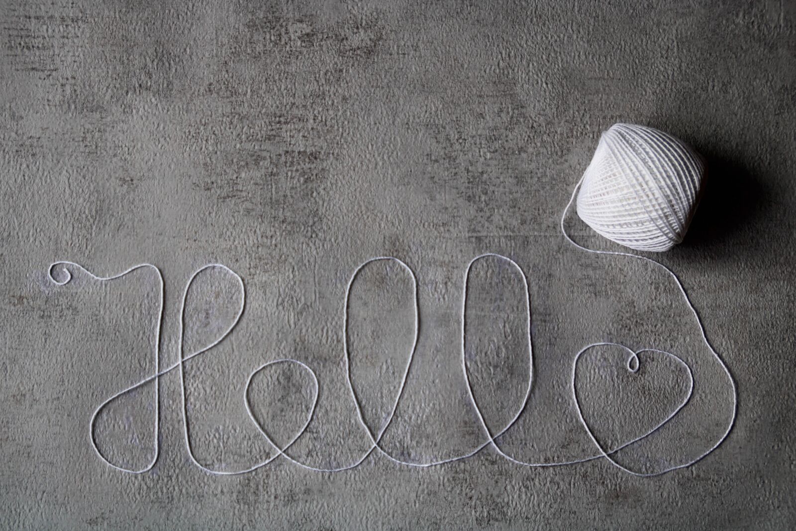 Canon EOS 2000D (EOS Rebel T7 / EOS Kiss X90 / EOS 1500D) sample photo. Hello, heart, wool photography
