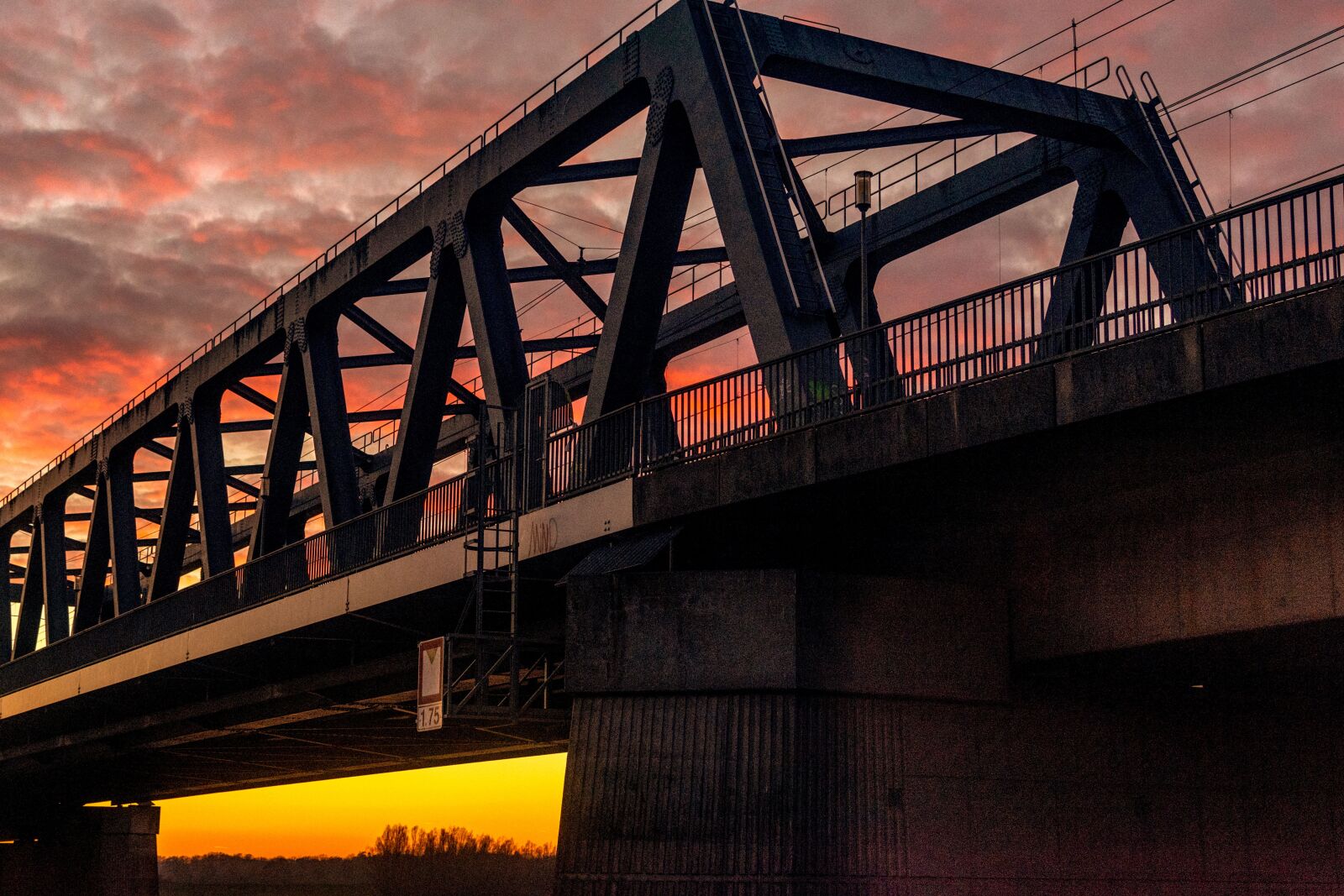 Nikon D7200 sample photo. Sunset, river, landscape photography