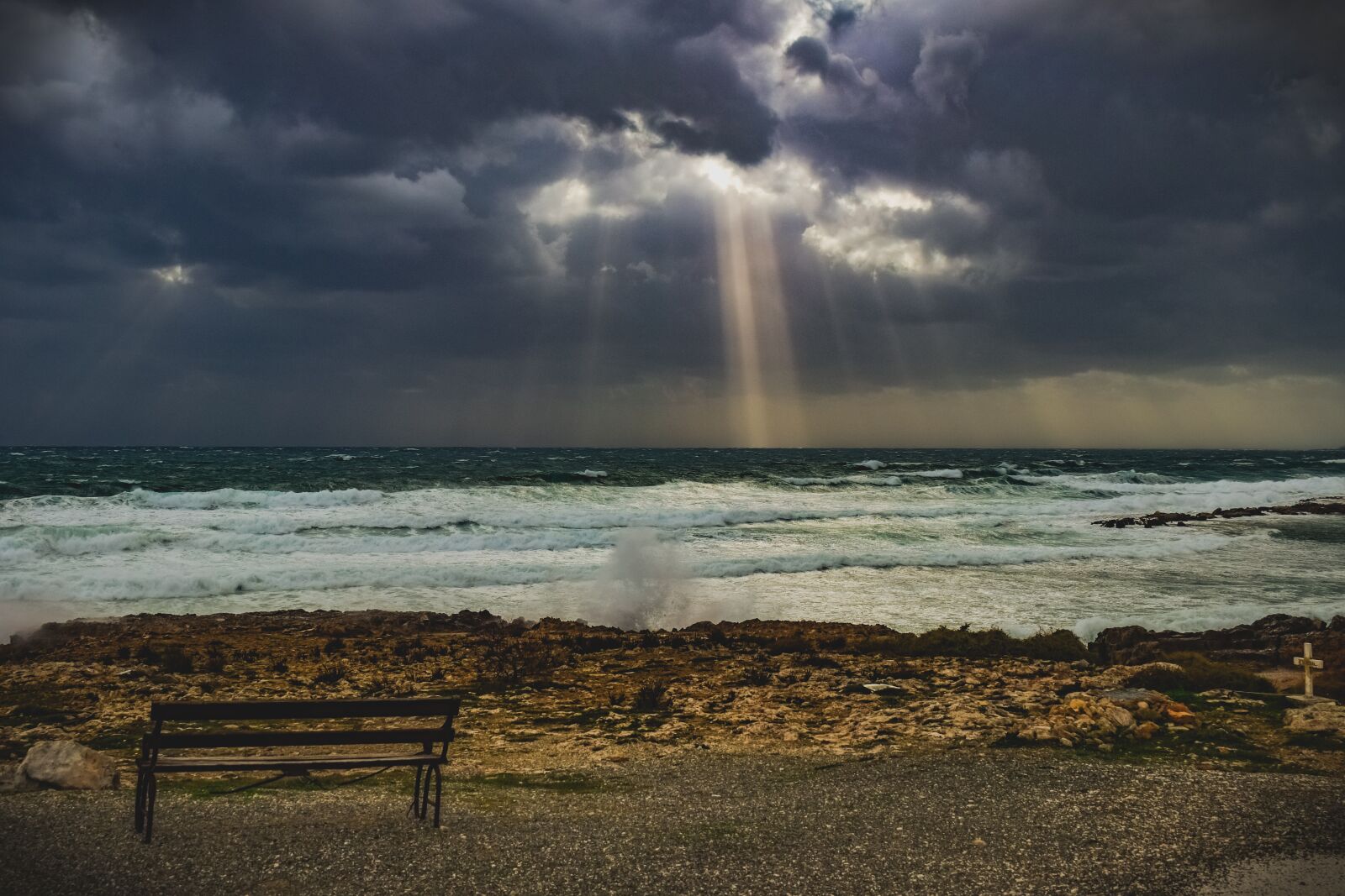 Nikon D3300 sample photo. Beach, waves, rocky coast photography