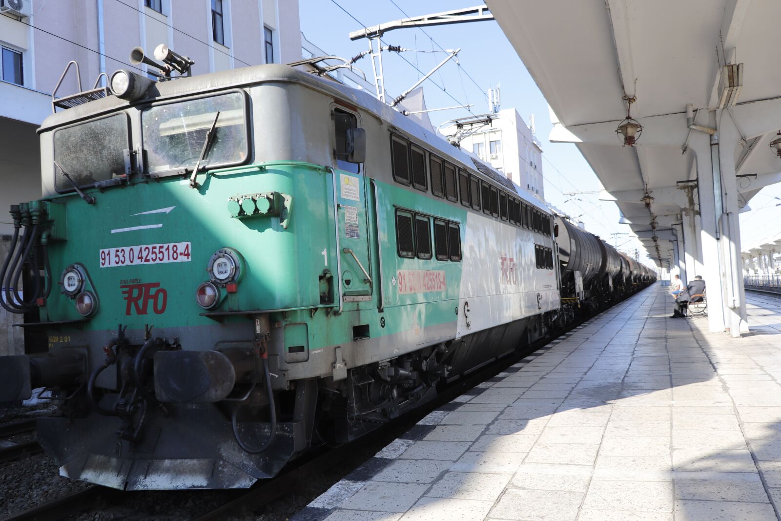 Canon EF-S 18-55mm F4-5.6 IS STM sample photo. Freight train, oil, oil photography