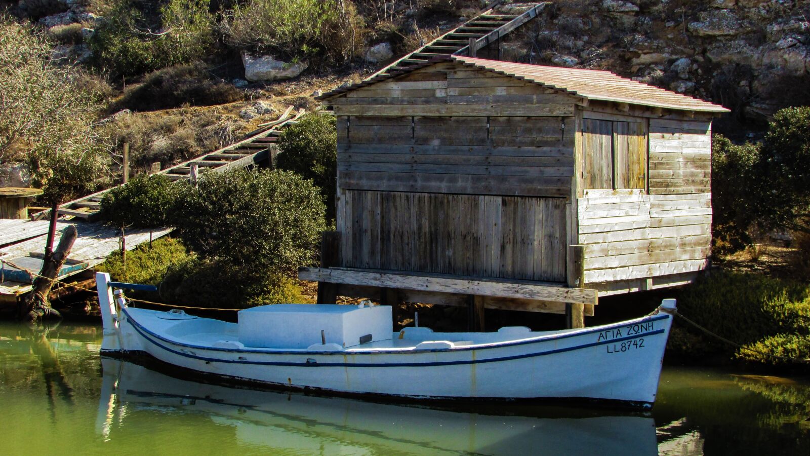 Canon PowerShot SX400 IS sample photo. Hut, fisherman's hut, wooden photography