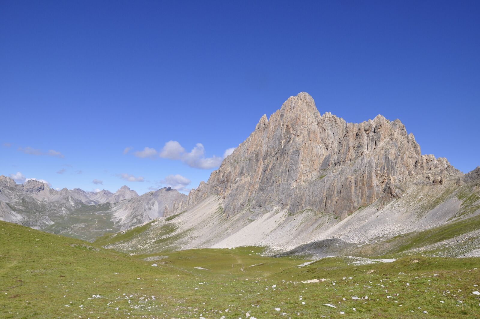 Nikon D5000 sample photo. Mountain, rocca la meja photography