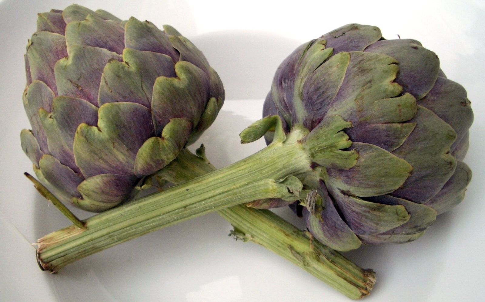 Pentax OPTIO S4I sample photo. Artichokes, vegetables, green photography