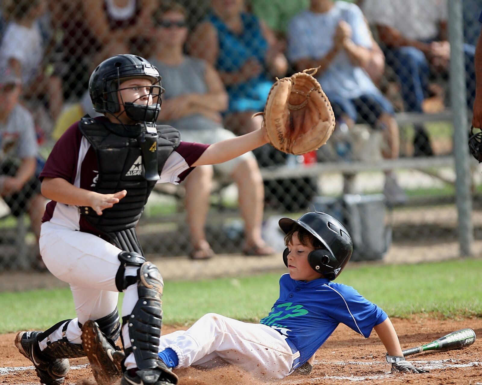 Canon EOS-1D Mark II N sample photo. Baseball, sliding into home photography