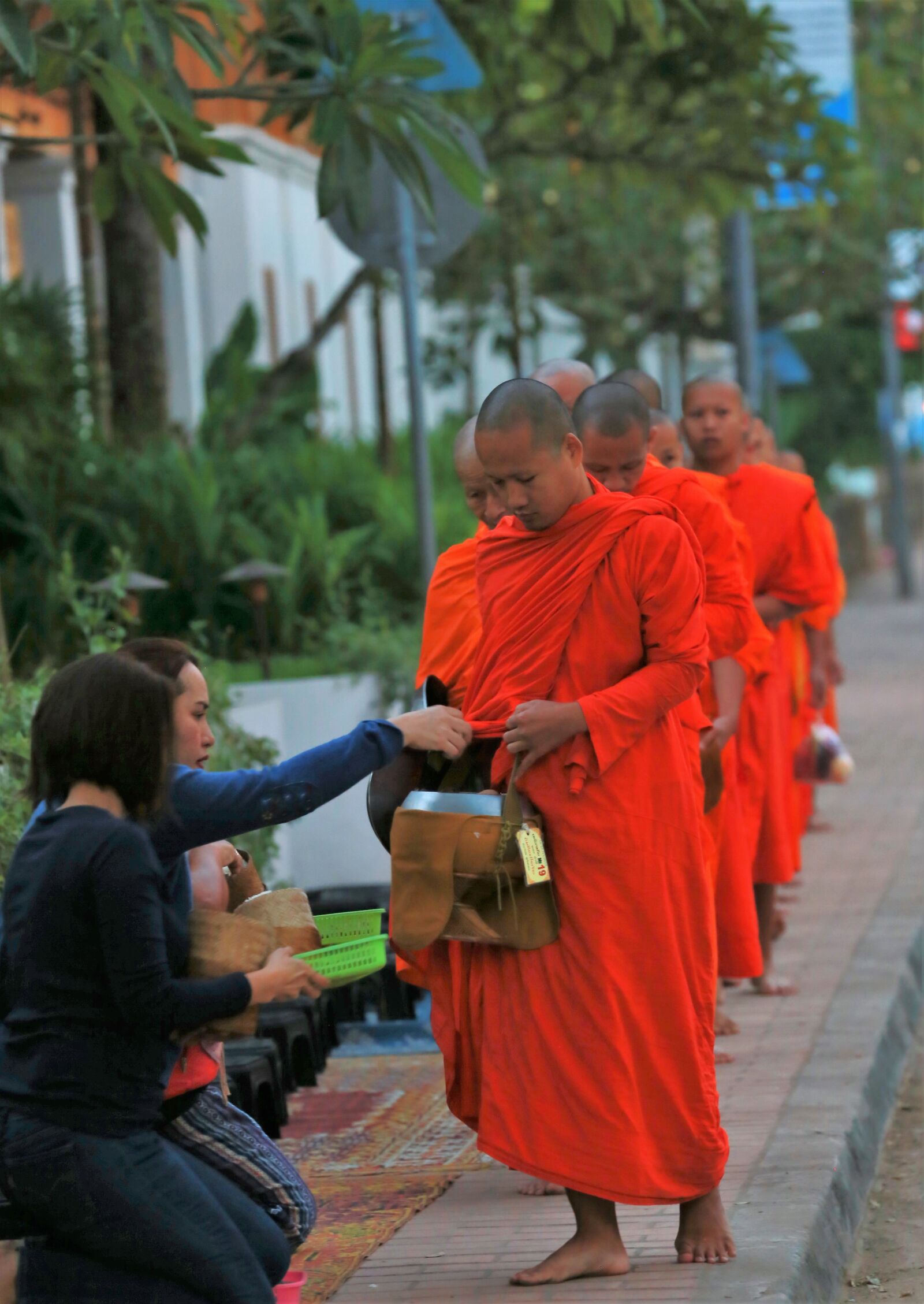 Canon EOS 6D sample photo. Laos, luang prabang, monk photography