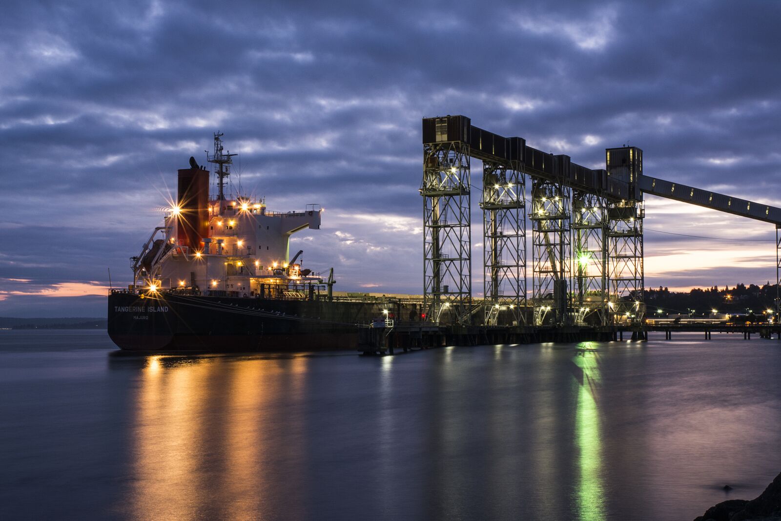Nikon D5200 sample photo. Long exposure, ships, port photography