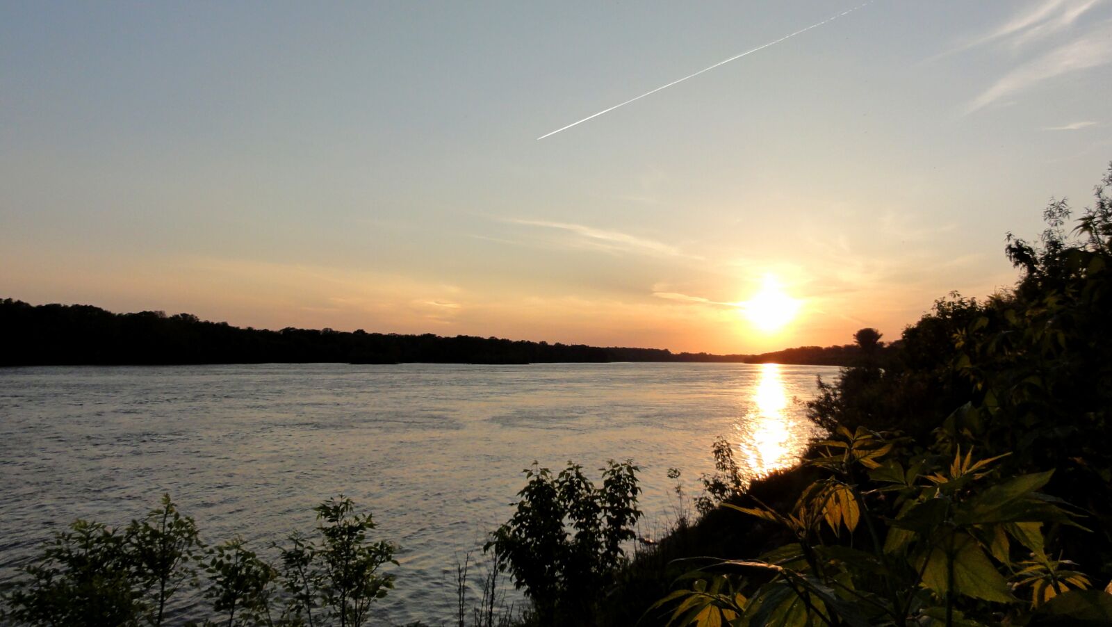 Sony DSC-HX5V sample photo. Wisla, view, the sun photography
