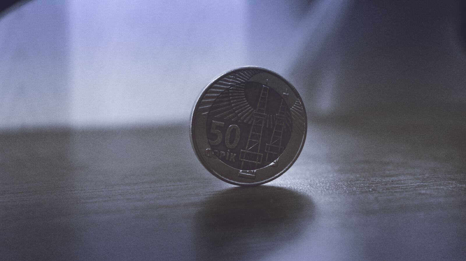 Canon EOS 600D (Rebel EOS T3i / EOS Kiss X5) sample photo. Blur, cent, close, up photography