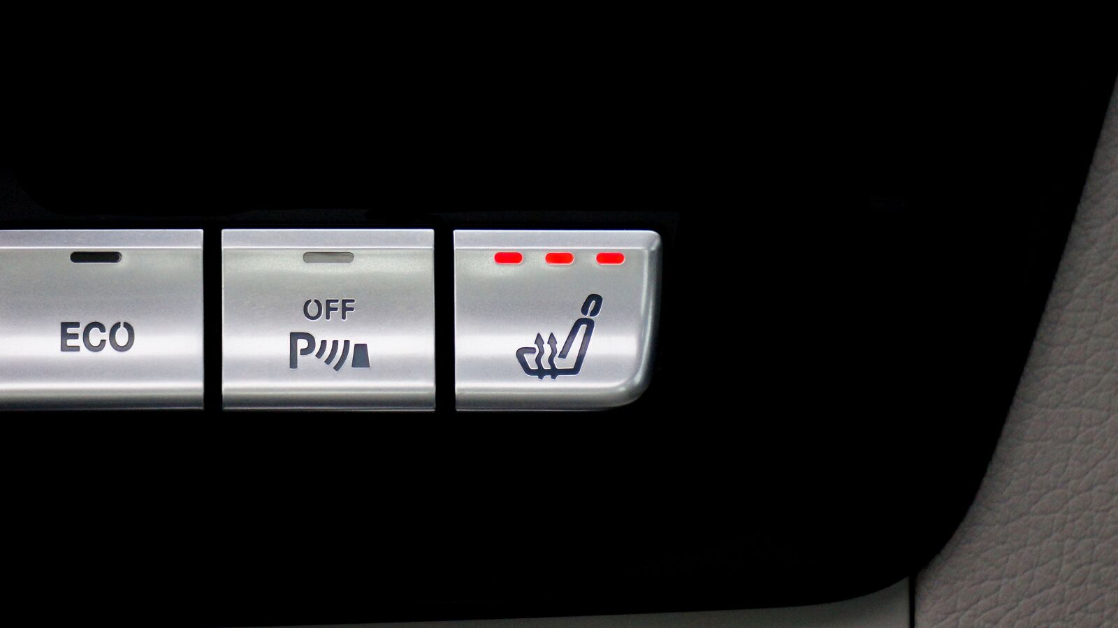 Sony Alpha NEX-5N sample photo. Car, interior, auto photography