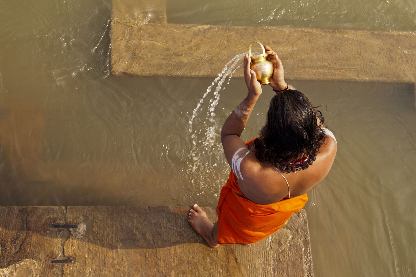 Canon EOS 5D Mark II sample photo. Hindu, india, sun photography