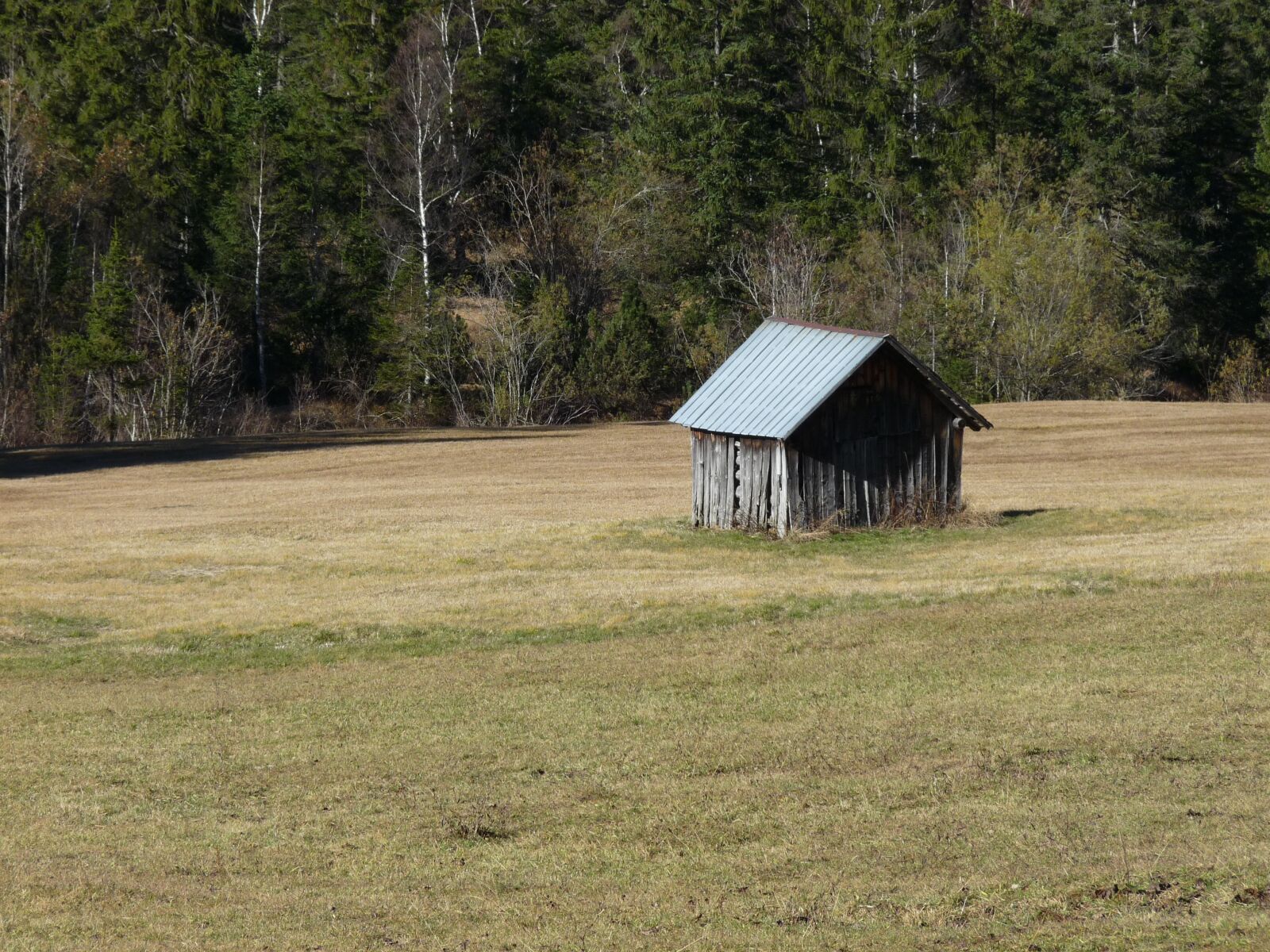 Panasonic Lumix DMC-FZ28 sample photo. Hut, landscape, moor photography
