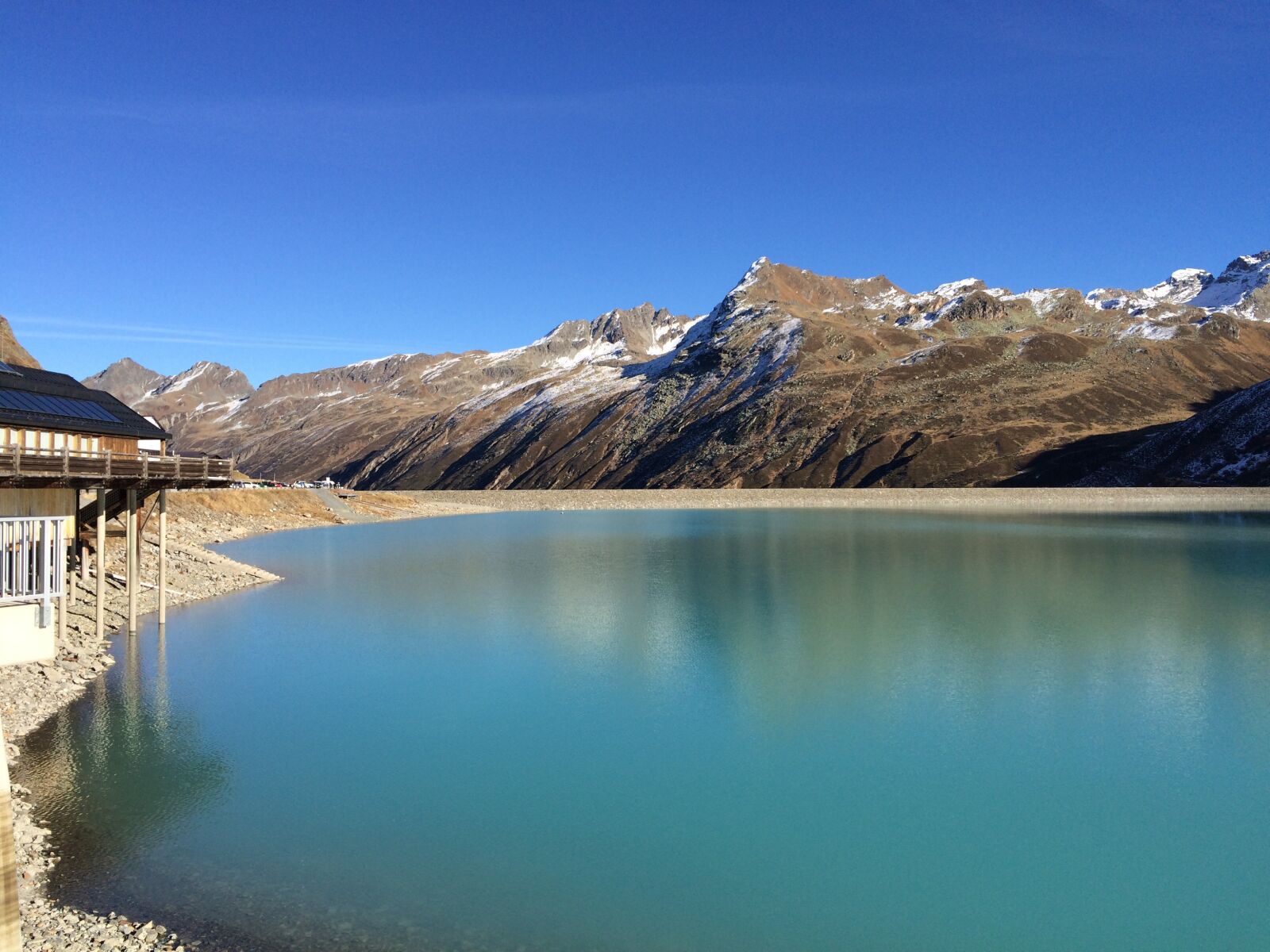 iPhone 5s back camera 4.15mm f/2.2 sample photo. Waters, lake, mountain photography