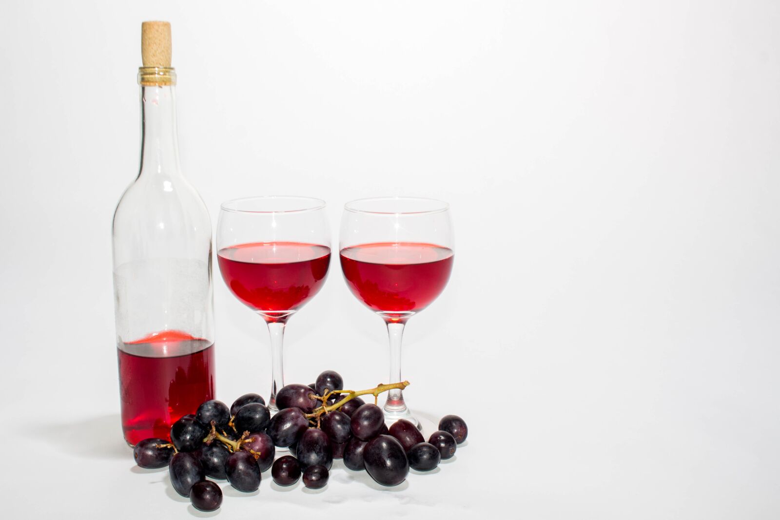 Canon EOS 700D (EOS Rebel T5i / EOS Kiss X7i) sample photo. Wine, glass, drink photography