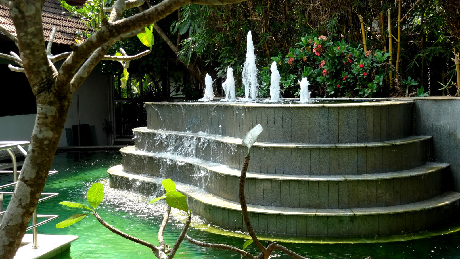 Sony Cyber-shot DSC-HX9V sample photo. Fountain, falls photography