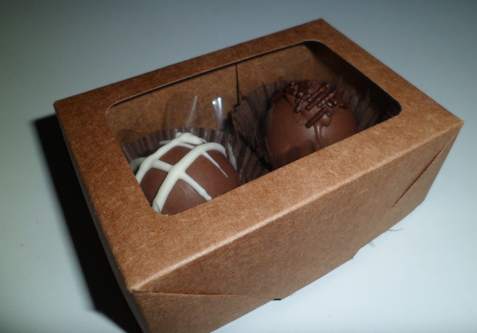 Samsung PL120,PL121 / VLUU PL120,PL121 sample photo. Bonbon, truffle bonbon, candy photography