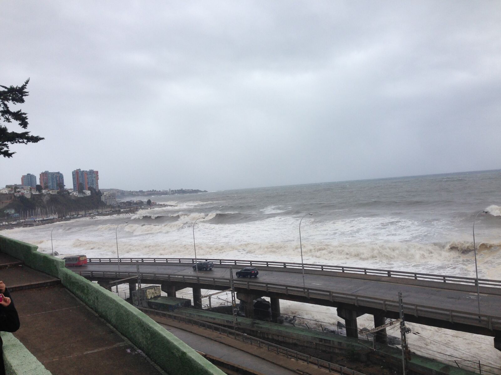 iPhone 5 back camera 4.12mm f/2.4 sample photo. Sea, storm, storm surge photography